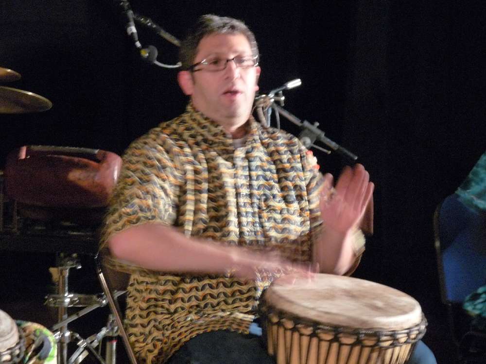 638