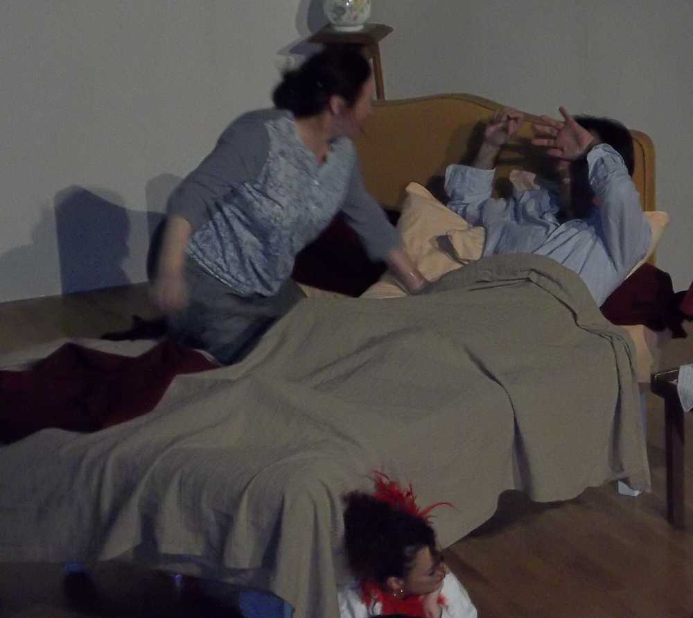674