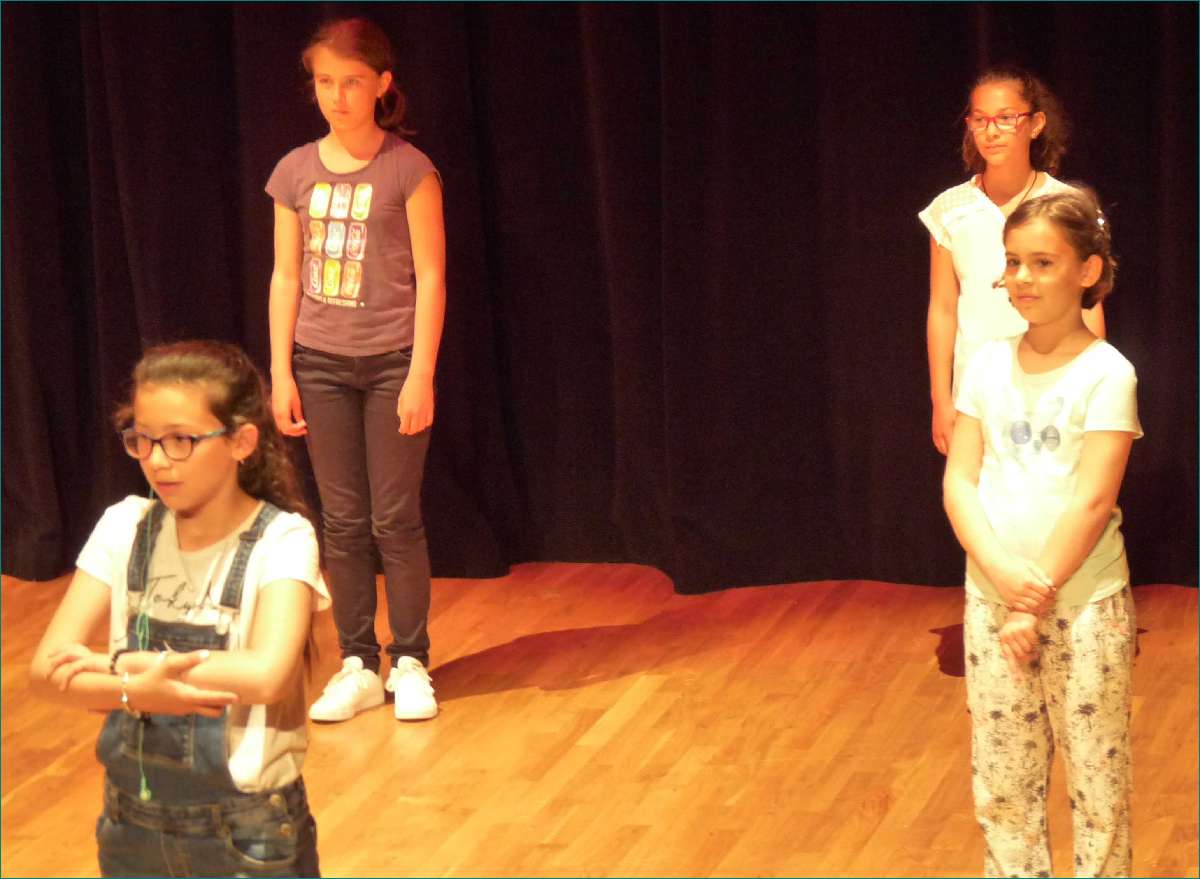 279